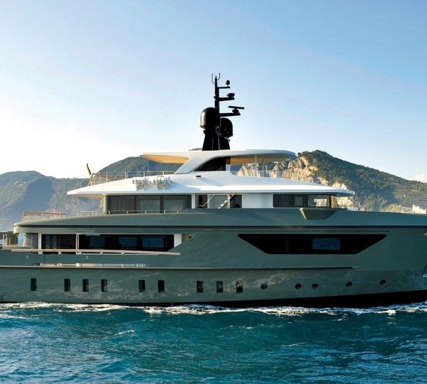 MOKA Yacht Charter Details, Sanlorenzo | CHARTERWORLD Luxury